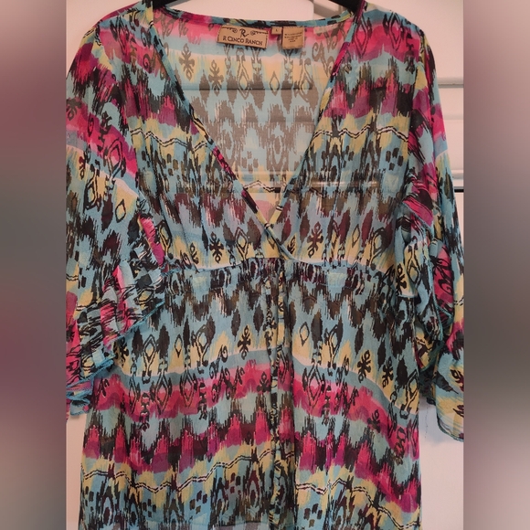 R Cinco Ranch Vibrant Patterned Top - Picture 5 of 8